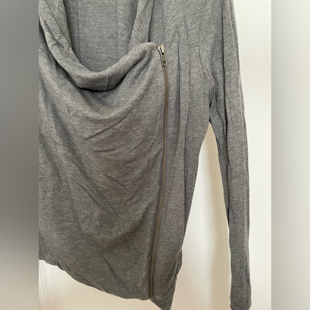 Caslon long sleeve soft knit moto jacket sweater size Medium- grey 🎉Host Pick🎉 - Picture 3 of 6